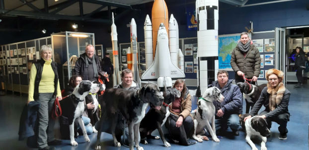 Deutsche Dogge in der Raumfahrtausstellung